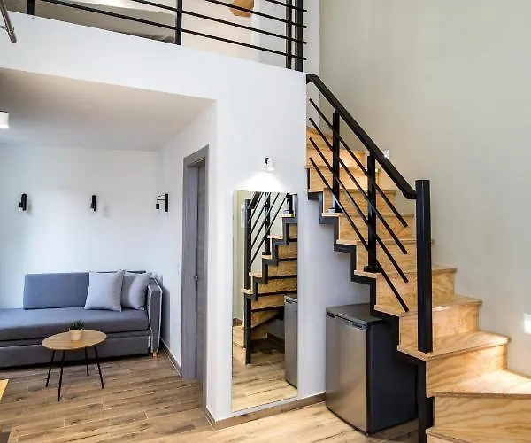 Strada Apartment