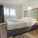 Strada Апартаменты