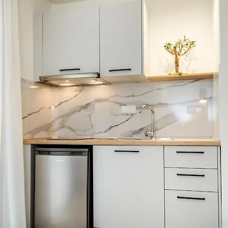 Strada Apartman *