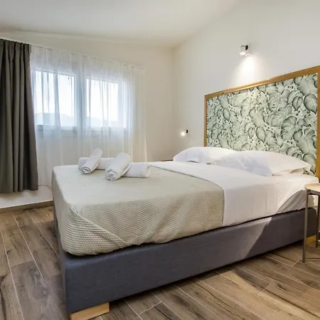 Strada - Micro Apartment